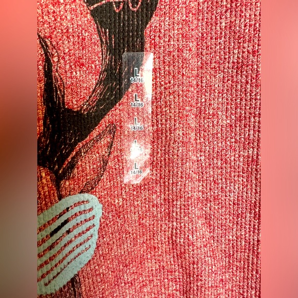 2 Boy shirts - Picture 4 of 10